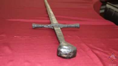 A fisherman fished out a medieval sword in the Western Dvina
