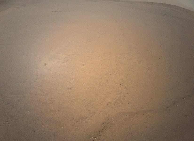 Ingenuity has obtained new color images of the surface of Mars 3