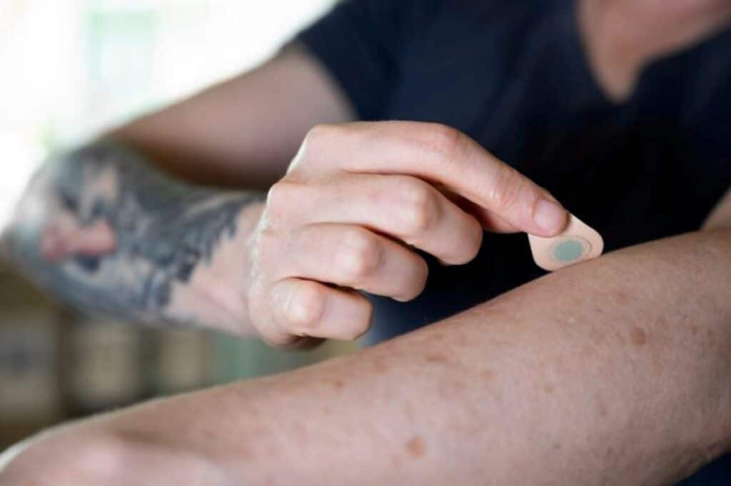 Microneedles will allow you to make tattoos painlessly and independently 1