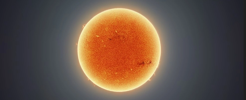 Suns history may be hidden on the Moon