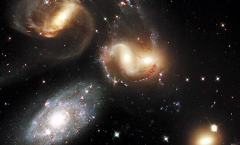 A group of five galaxies retained a huge scar from a collision with a sixth