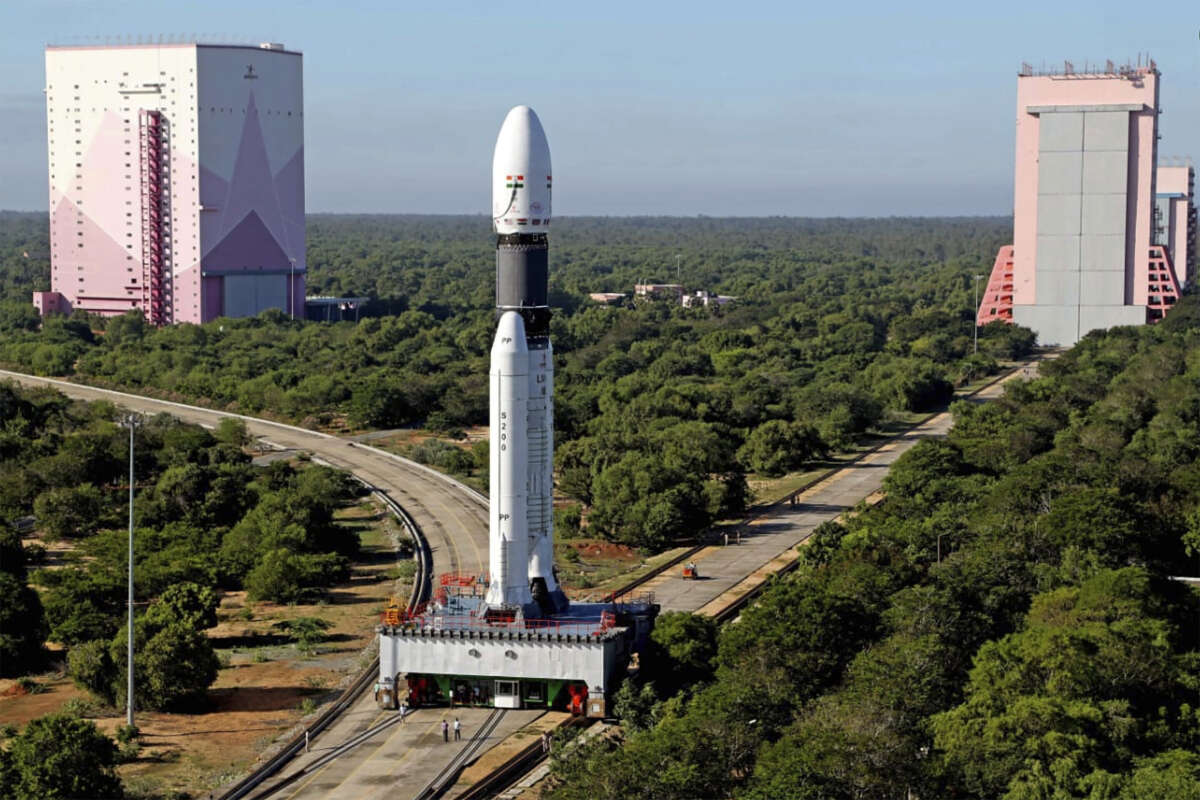 British company OneWeb launches 36 satellites on Indian rocket