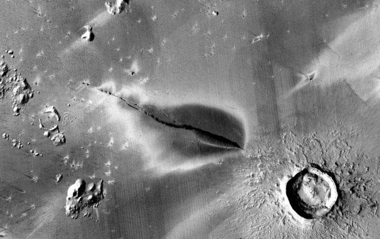 An active volcanic focus has been discovered on Mars for the first time 3