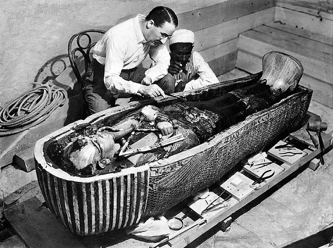 Can you die from touching a mummy The tragic fate of archaeologists who discovered the tomb of Tutankhamun 3
