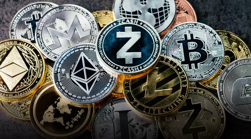 How many billions of dollars lost the largest investors in cryptocurrency in 2022