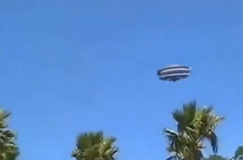 Uri Geller has published footage of a UFO hovering in the sky 1