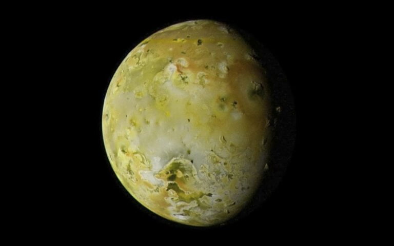 Volcanism on Jupiters moon Io