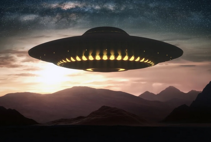 American pilot reported seeing a UFO over US bases