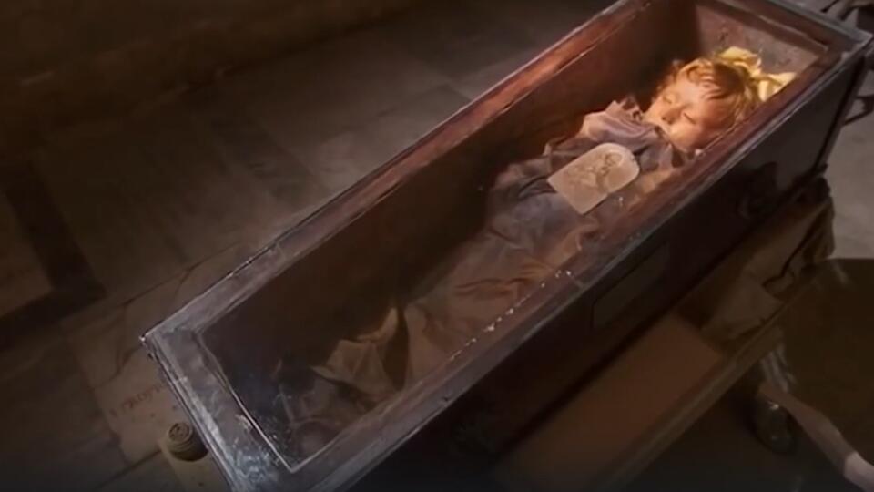Mysterious mummies lost in time 6
