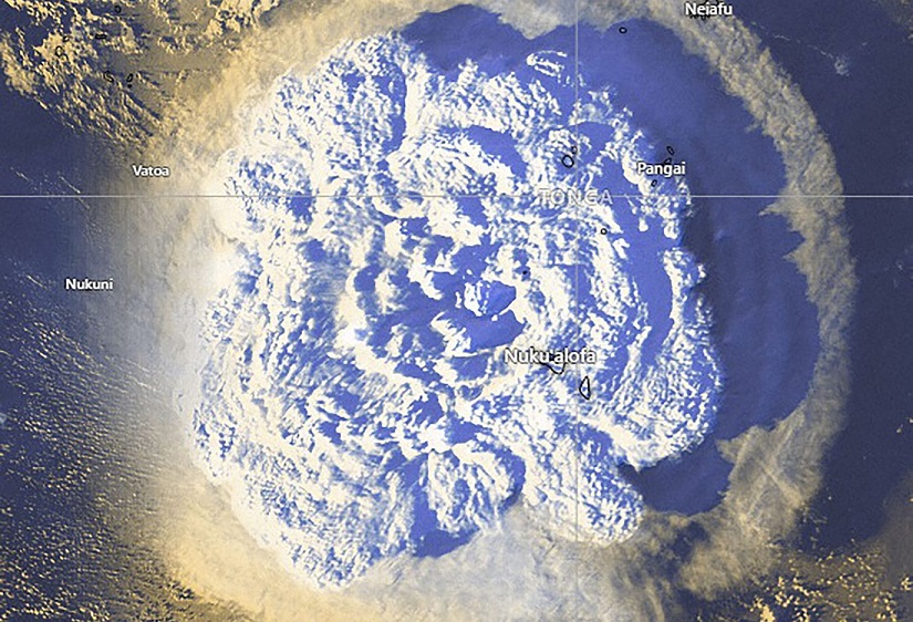 eruption of the Hunga Tonga volcano could lead to a catastrophe in the Pacific Ocean