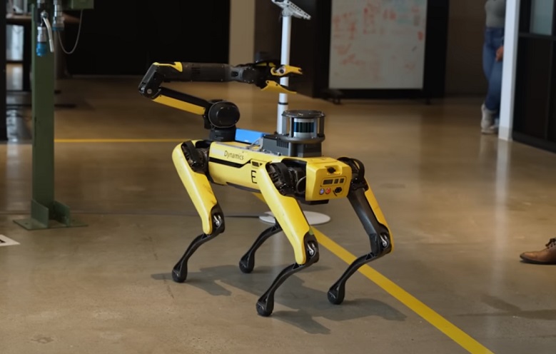 Boston Dynamics' Spot robotic dog has acquired communication skills