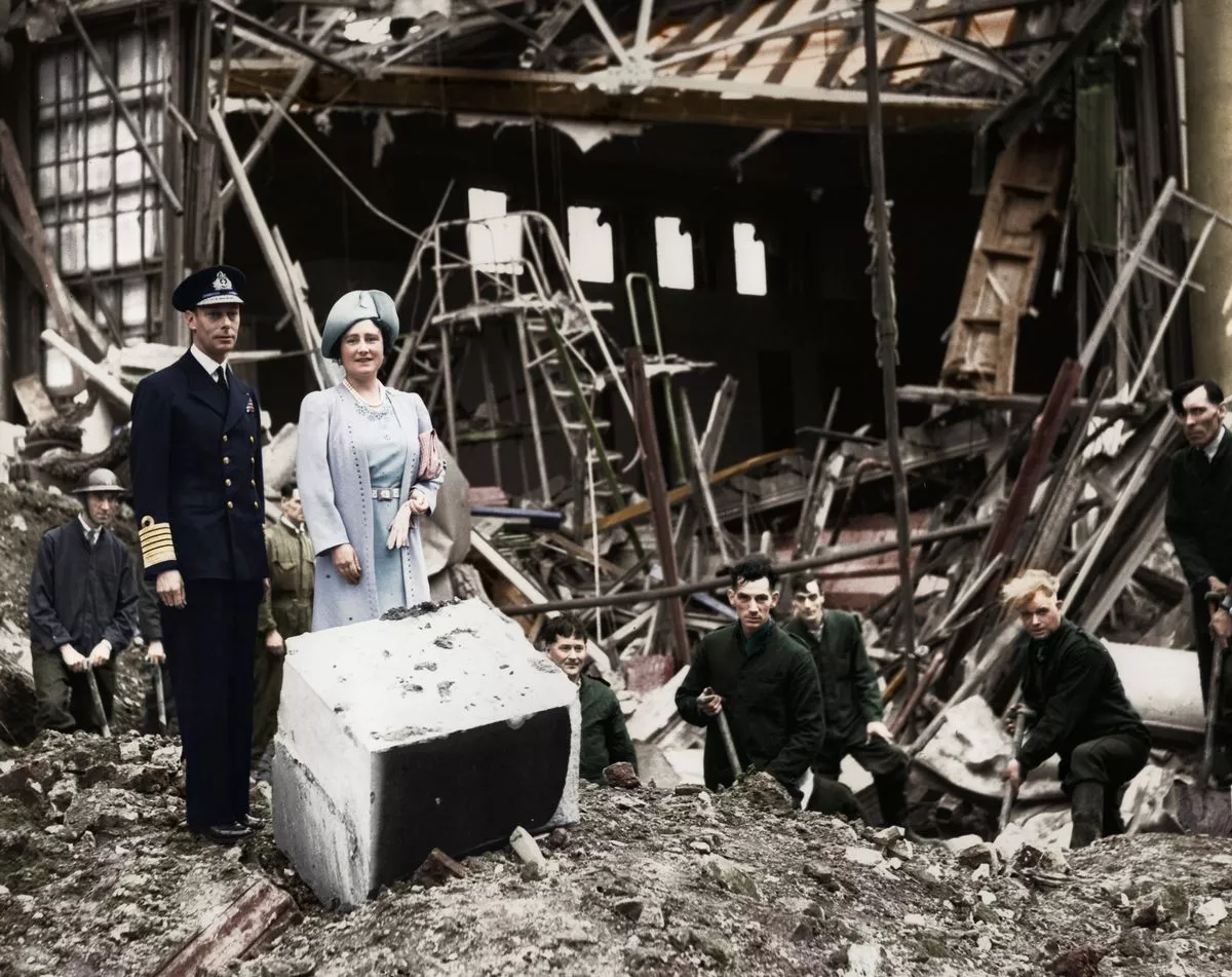 Buckingham Palace bombed during WWII