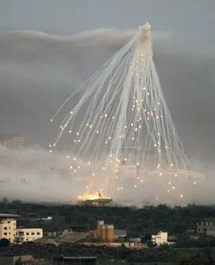 Israel has used white phosphorus in military operations in Gaza and Lebanon (2)