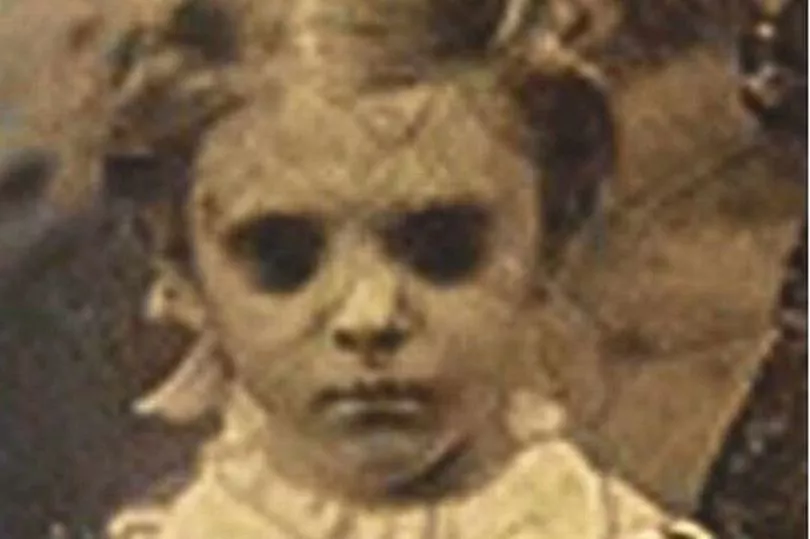 Teens spot ghostly girl in the woods, confirming local legend of the murdered child (4)