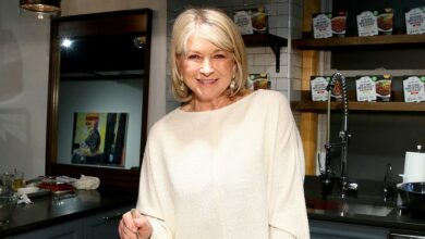martha-stewart-cancels-thanksgiving-after-web-hosting-on-the-least-60-dinners-over-the-years