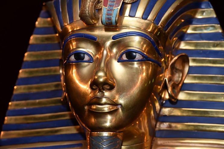 Tutankhamun's pendant has extraterrestrial origin scientists have found out (1)