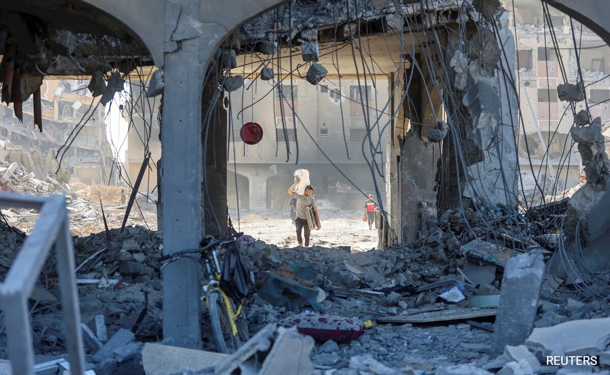 gaza-filled-with-more-war-debris-and-rubble-than-ukraine:-un-official