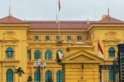 vietnam-communist-party-names-top-cop-as-state-president