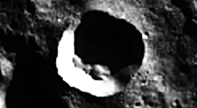 Alien structures on the Moon discovered by a ufologist (2)