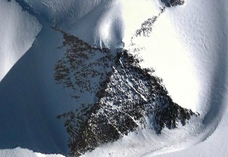 Researcher warns An 'ancient evil' lurks in Antarctica (3)